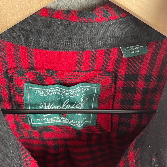 Woolrich Flannel Shirt Mens Medium Red Black Plaid Long Sleeve Button Up Cotton - Picture 3 of 8
